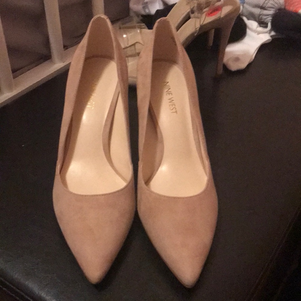 Nine West Suede Tan Heels
